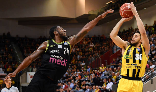 安香怡通过 安香怡通过